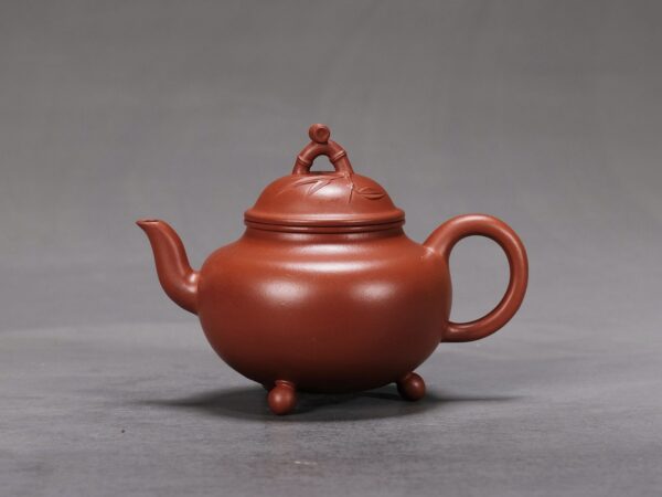 Mingcheng Tripod Shui Ping Teapot