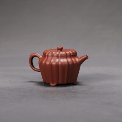 Sunflower Eight-Petal Teapot