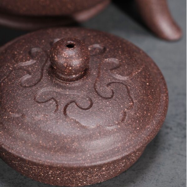 Dabin Three-Leg Ruyi Teapot