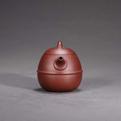 Waisted Qinquan Teapot