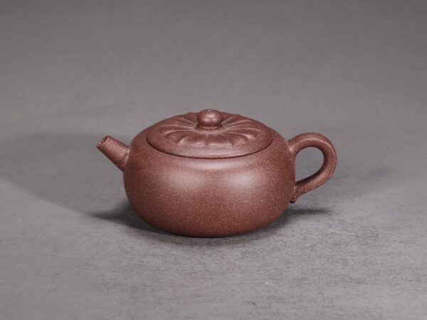 Lianpu Ruizhi Teapot by Chen Xinqing