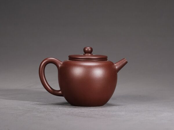 Tall Apple Teapot