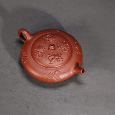 Eight Immigrants Teapot