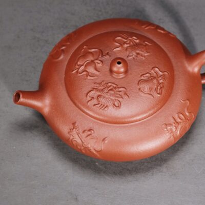 Eight Immigrants Teapot