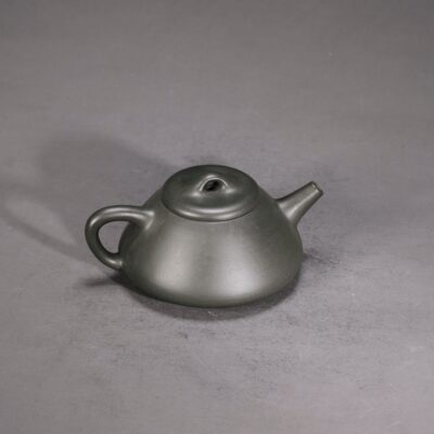 Pengnian Shi Piao Teapot