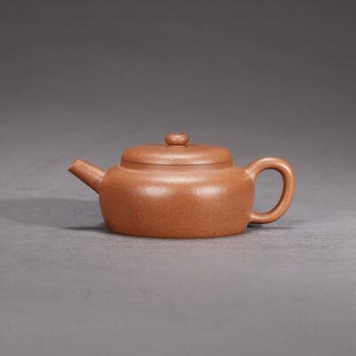 Ming Style Flat Round Teapot
