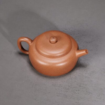 Ming Style Flat Round Teapot