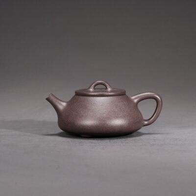 Flat Cover Shi Piao Teapot