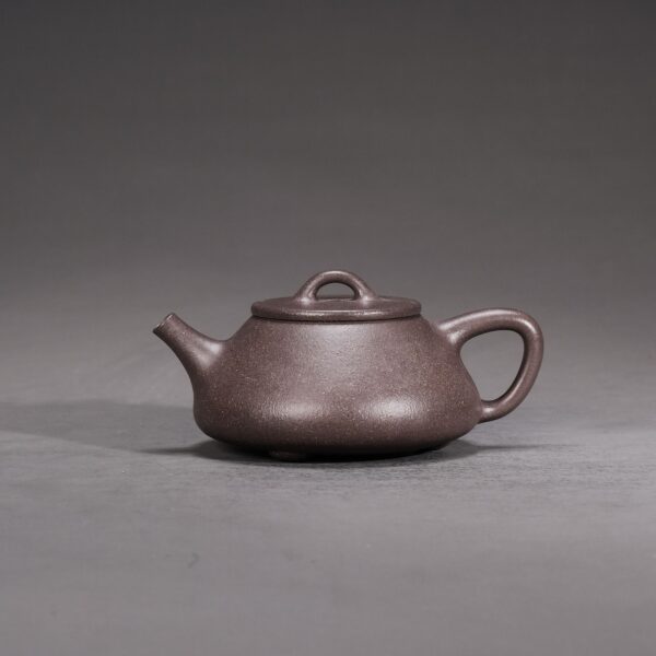 Flat Cover Shi Piao Teapot