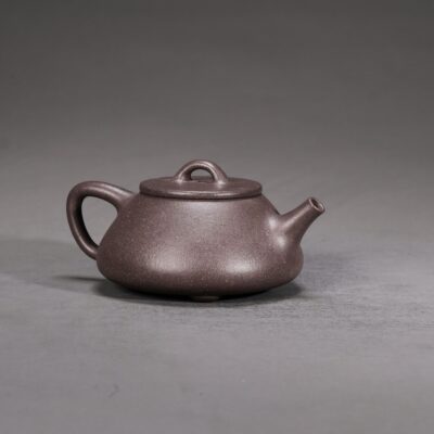 Flat Cover Shi Piao Teapot