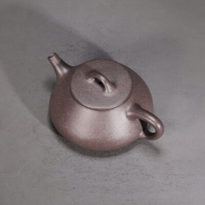 Flat Cover Shi Piao Teapot