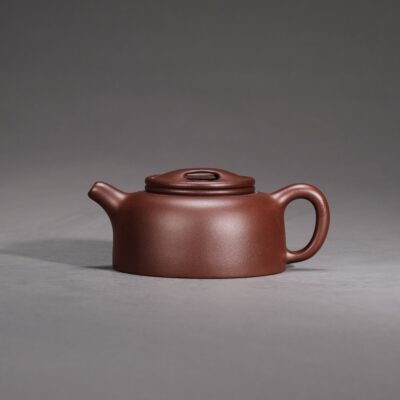 Ox Lid Lotus Seed Teapot