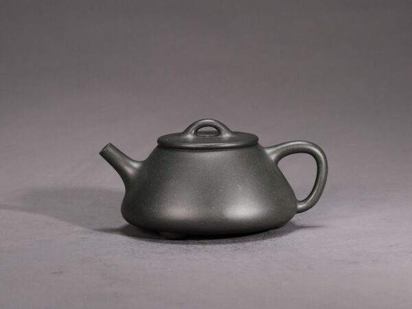 Oval Flat Lid Shi Piao Teapot