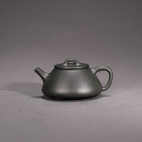 Oval Flat Lid Shi Piao Teapot