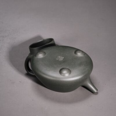 Oval Flat Lid Shi Piao Teapot