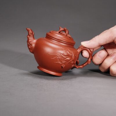 Squirrel & Grape Spring Teapot