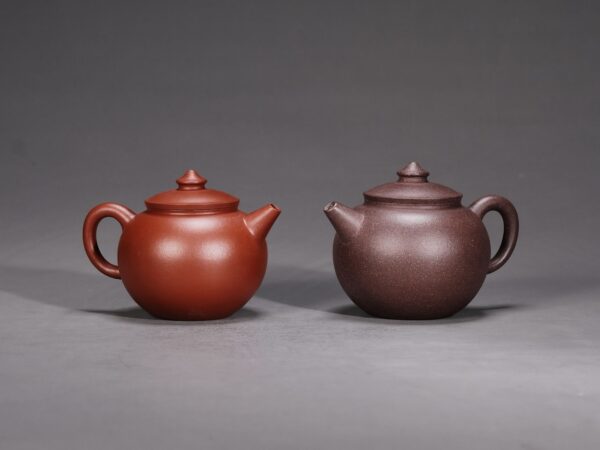 Great Wheel Pearl Teapot