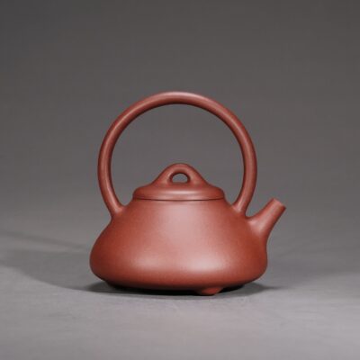 Man Sheng Beam-Handled Shi Piao Teapot