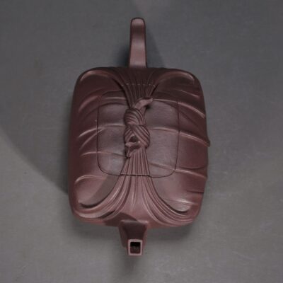 Treasure Inside Square Pouch Teapot