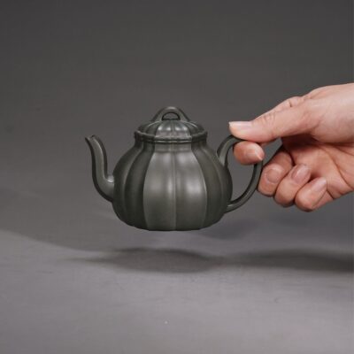 Narcissus Handled Teapot