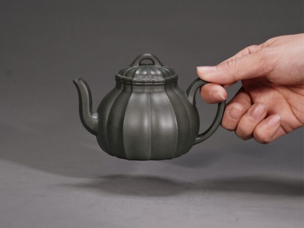 Narcissus Handled Teapot