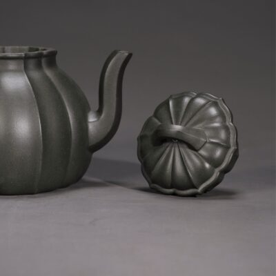 Narcissus Handled Teapot