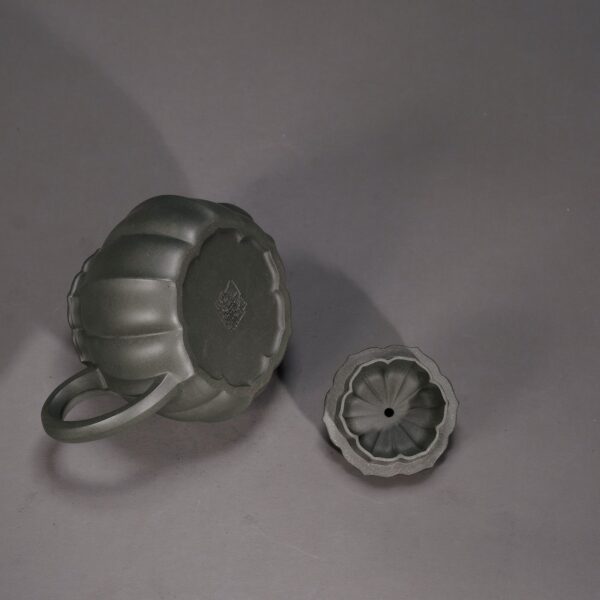 Narcissus Handled Teapot