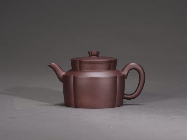Angled Shoulder Begonia Teapot