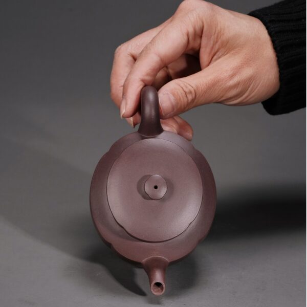 Angled Shoulder Begonia Teapot