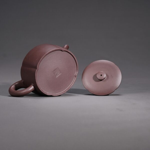 Angled Shoulder Begonia Teapot