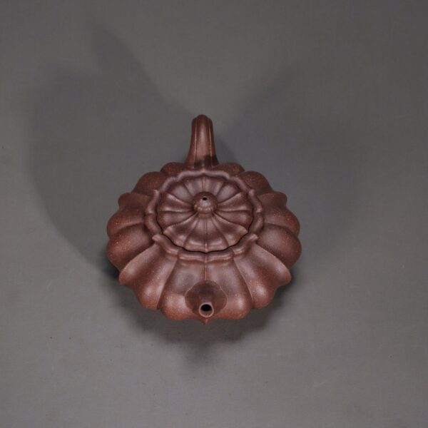 Ribbed Flat Lantern Teapot