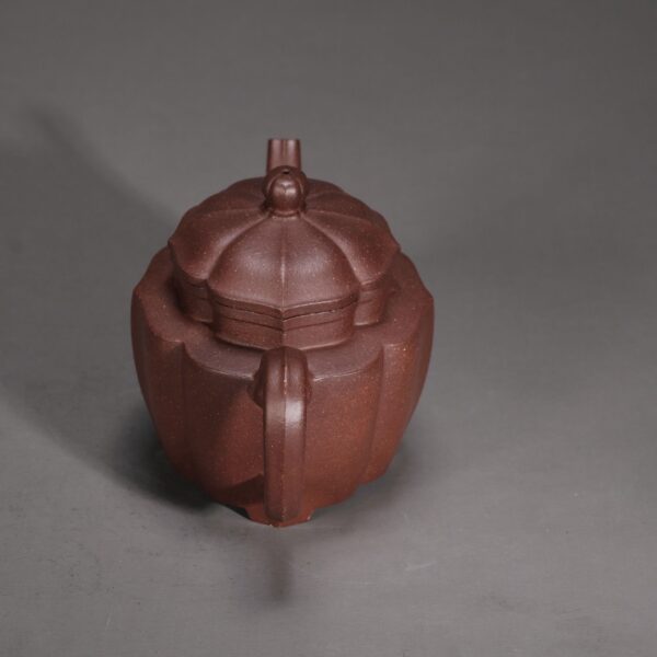 Jiang Jinhou Angled Shoulder Oval Begonia Palace Lantern • Ribbed Teapot