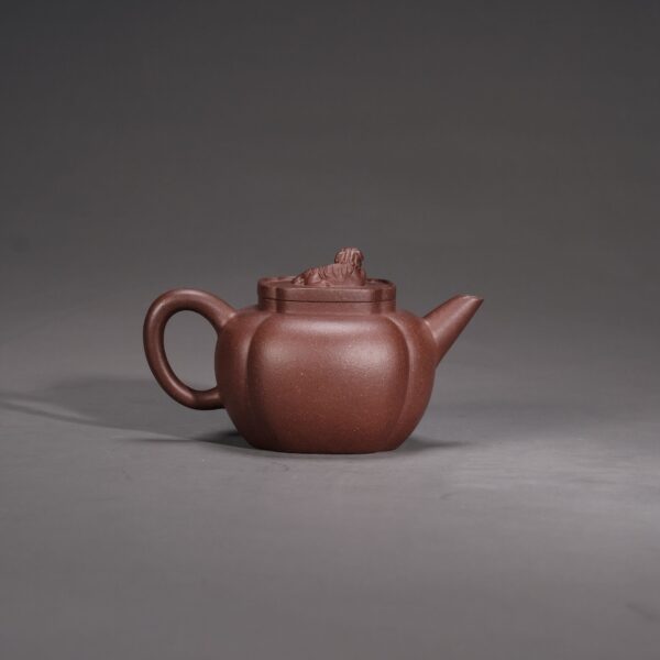 Mini Square Lion Ball Teapot