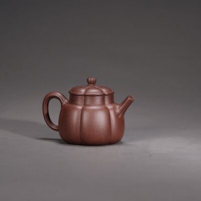 Plum Vase Teapot