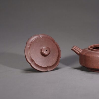Plum Blossom Zhoupan Teapot