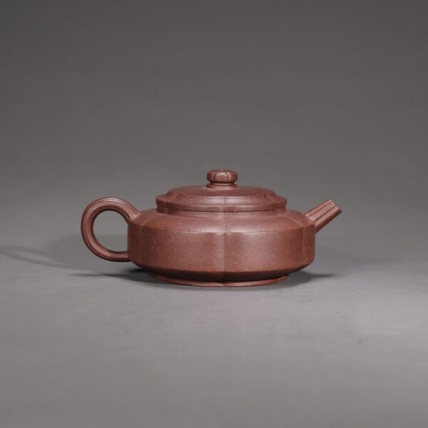 Plum Blossom Zhoupan Teapot