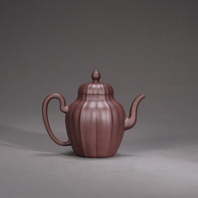 Narcissus Teapot