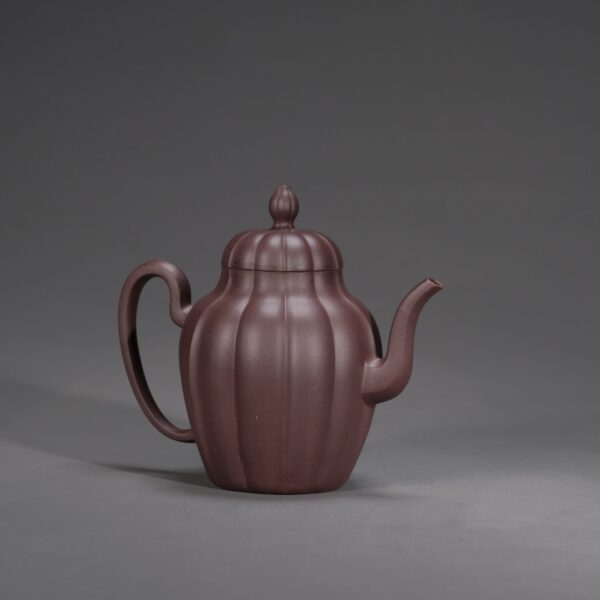 Narcissus Teapot