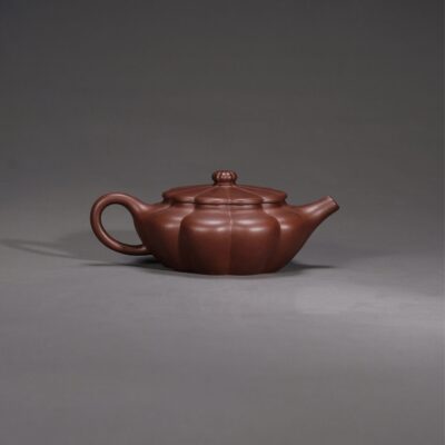 Ribbed Flat Morning Teapot