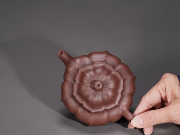 Hidden Square Teapot