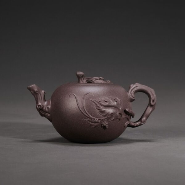 Squirrel & Grape Teapot