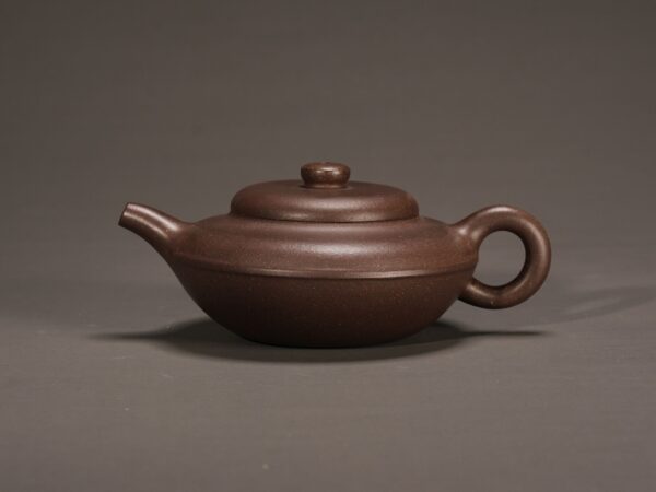 Daheng Line Round Teapot