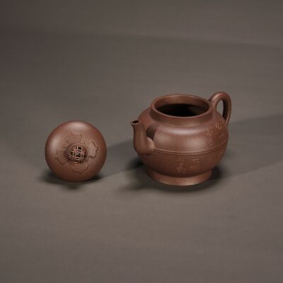 Yongqing & Dabin Ancient Style Coin Knob Palace Lantern Teapot