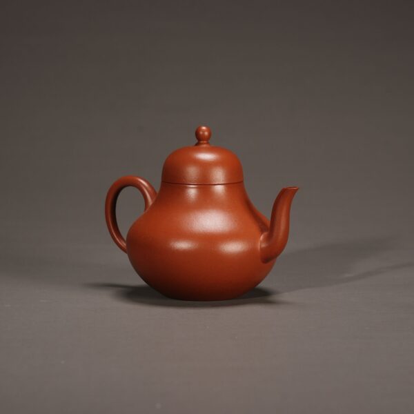 Siting Teapot