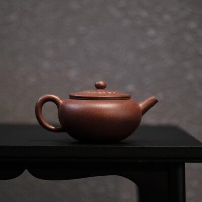 Ming Style Auspicious Cloud Teapot