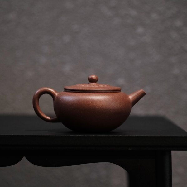 Ming Style Auspicious Cloud Teapot