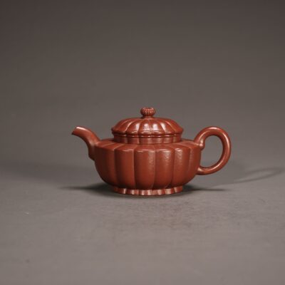 Jiang Jinhou Style Chrysanthemum Petal Palace Lantern Teapot
