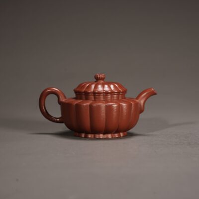Jiang Jinhou Style Chrysanthemum Petal Palace Lantern Teapot