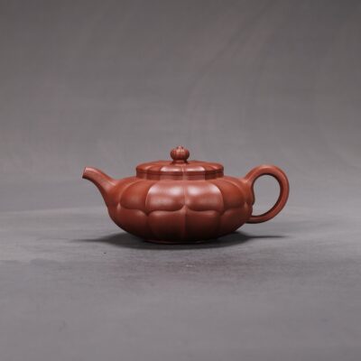 Lotus Platform Teapot