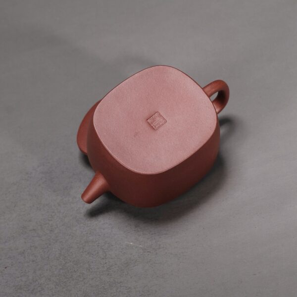Dabin Cloud Pillar Flat Shoulder Plain Teapot